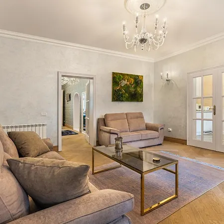 Krone Appartement Braşov